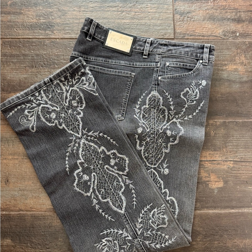 Escada Charcoal Floral Embroidered Jeans size US 14/16